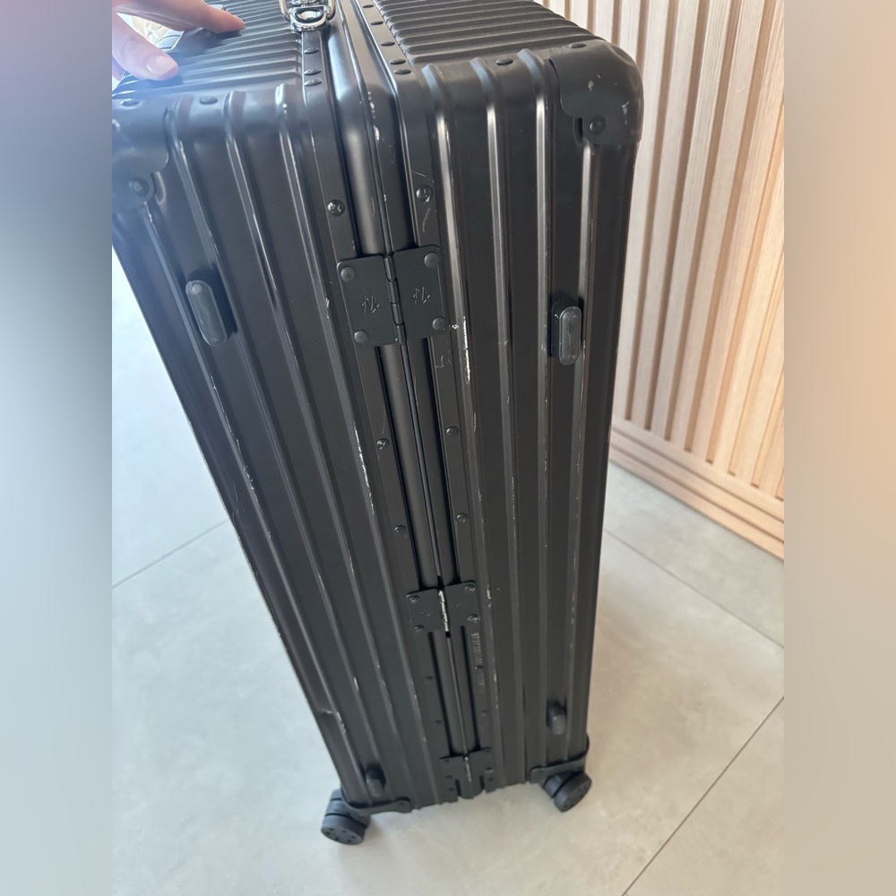 RIMOWA LARGE CHECK IN Luggage - Picture 4 of 16